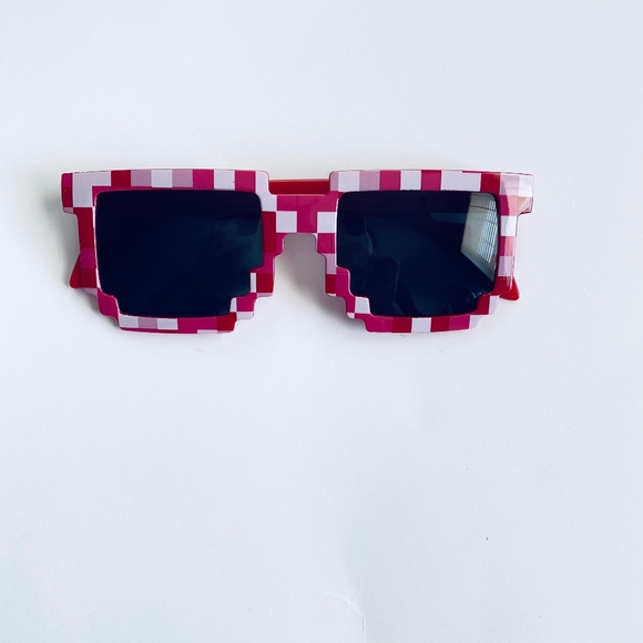 Red Sunglasses Mosaic Square Thug - Picture 1 of 5
